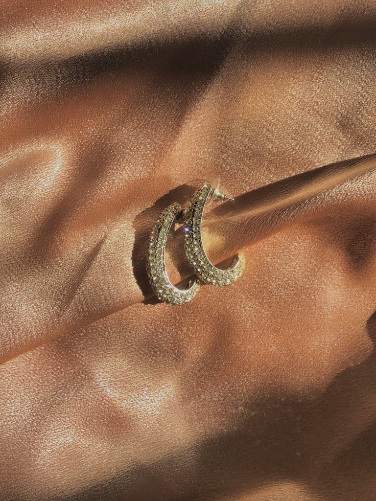 earring